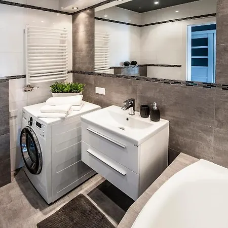 Apartman Stylowy Apartament Z Przestronnym Tarasem Krakkó