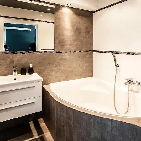Stylowy Apartament Z Przestronnym Tarasem * Krakkó